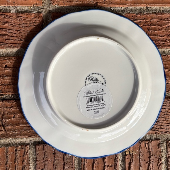 Pioneer Woman Blue Heritage Floral Salad Plate Size 8.75” - Picture 2 of 4